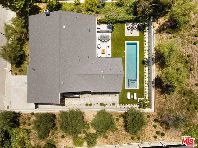 $14,995 | 8628 Edwin Drive, Los Angeles, CA 90046