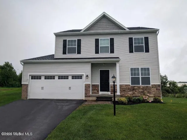 $515,900 | 568 Nys 355 Cooper Hill Road, Wynantskill, NY 12198