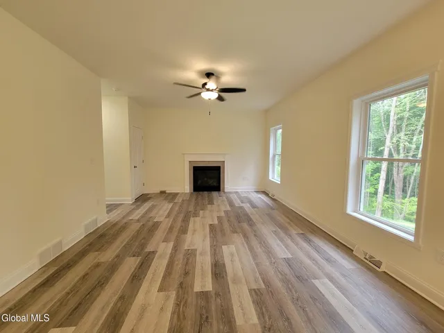 $515,900 | 568 Nys 355 Cooper Hill Road, Wynantskill, NY 12198