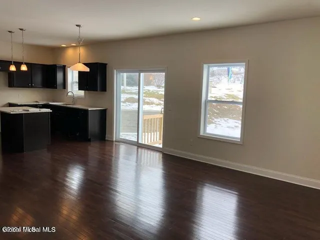 $515,900 | 568 Nys 355 Cooper Hill Road, Wynantskill, NY 12198