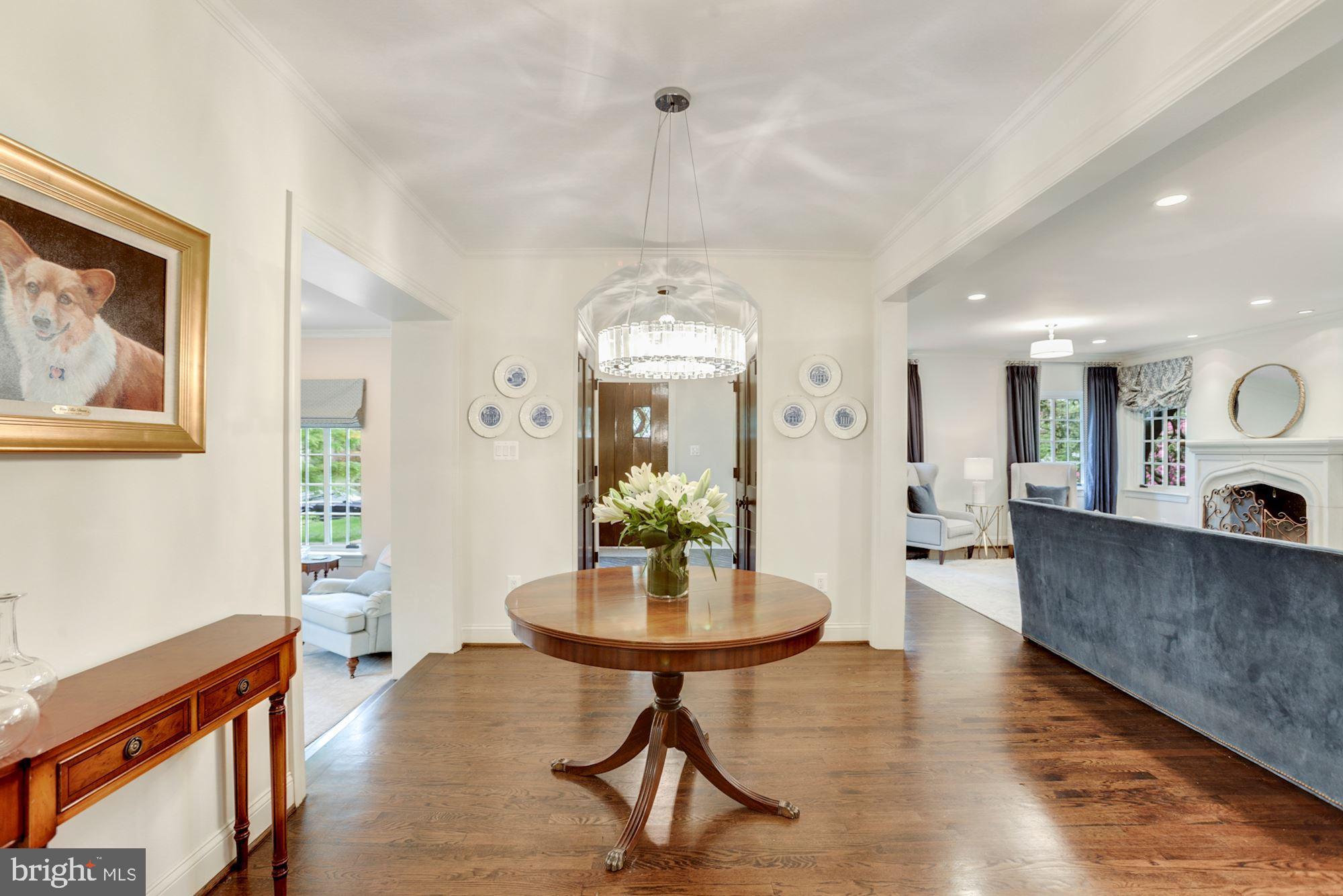 7828 Hampden Lane Bethesda, MD 20814 - Photo 14 of 47 Foyer