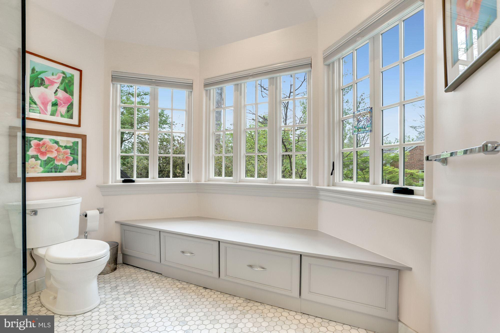 7828 Hampden Lane Bethesda, MD 20814 - Photo 28 of 47 En Suite Bath