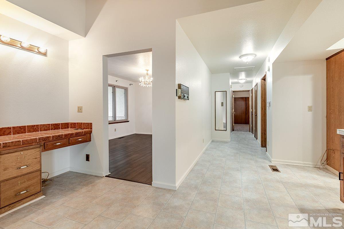 11040 Broken Hill Road Reno, NV 89511 - Photo 8 of 24