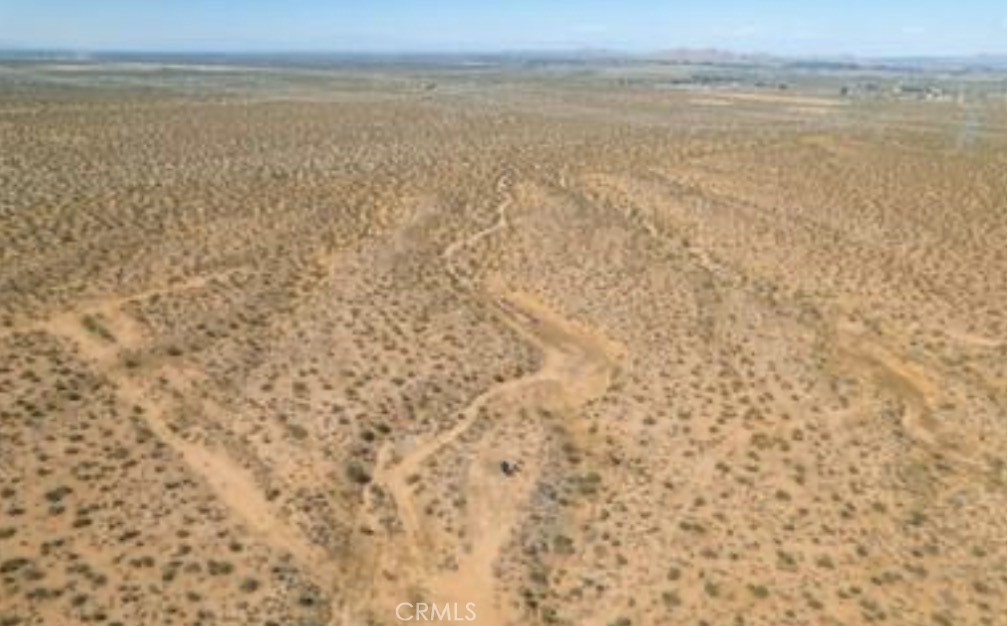 10 171st Llano, CA 93544 - Photo 14 of 21 a view of an ocean