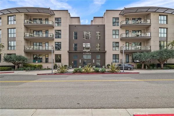 $4,700 | 402 Rockefeller, Unit 305, Irvine, CA 92612