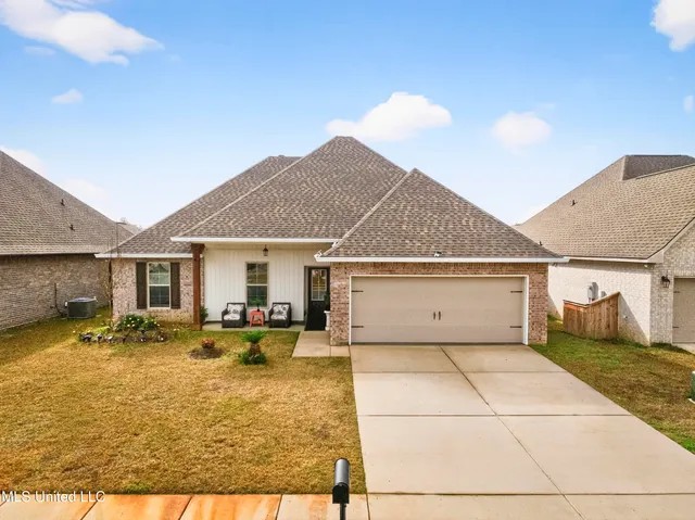 $318,000 | 3737 Hamilton Drive, D'Iberville, MS 39540