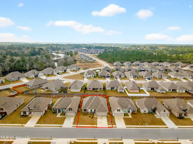 $318,000 | 3737 Hamilton Drive, D'Iberville, MS 39540