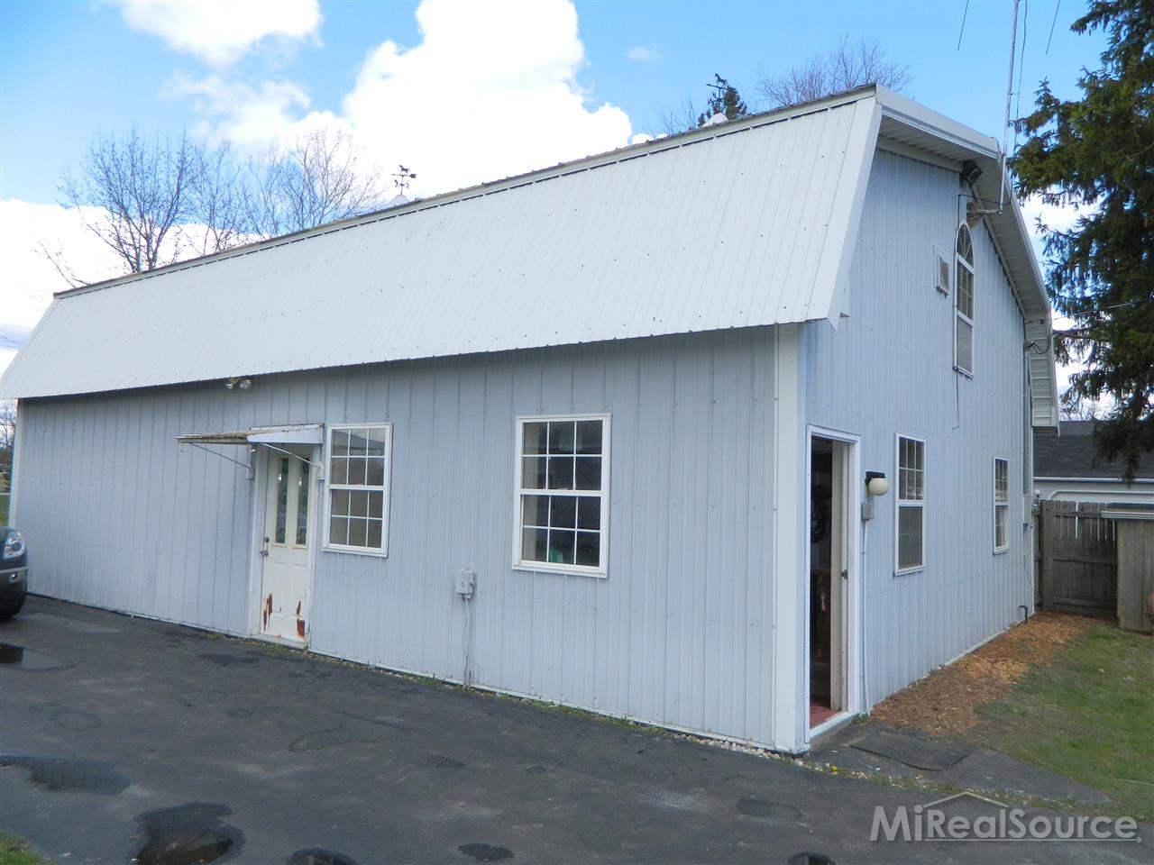 5521 Pointe Tremble Road Algonac, MI 48001 - Photo 11 of 30 31191531-10.JPG
