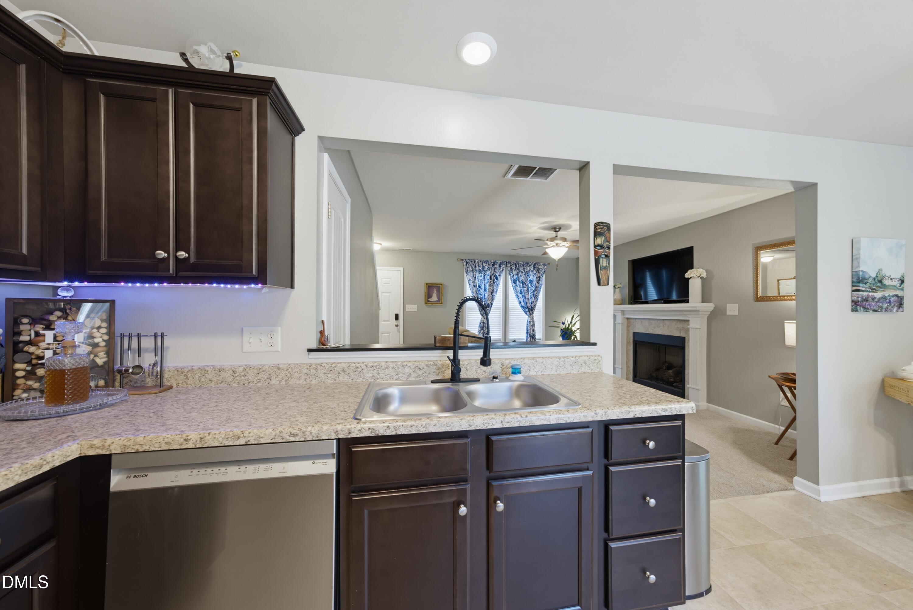 582 Roberts Road Willow Spring, NC 27592 - Photo 11 of 44 DSC06529