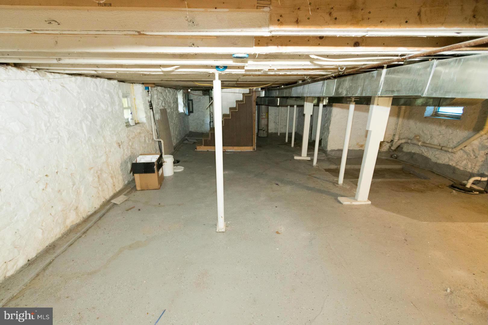 3607 Windsor Mill Road Baltimore, MD 21216 - Photo 21 of 25 a view of an empty room