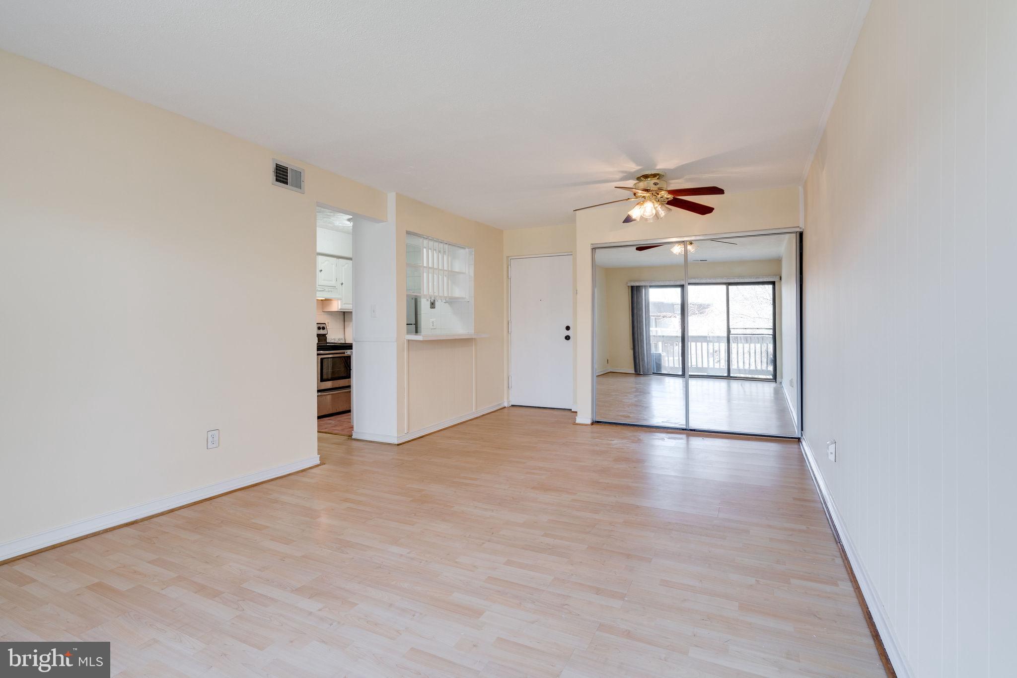5823 Royal Ridge Drive, Unit P Springfield, VA 22152 - Photo 13 of 48 Freshly painted