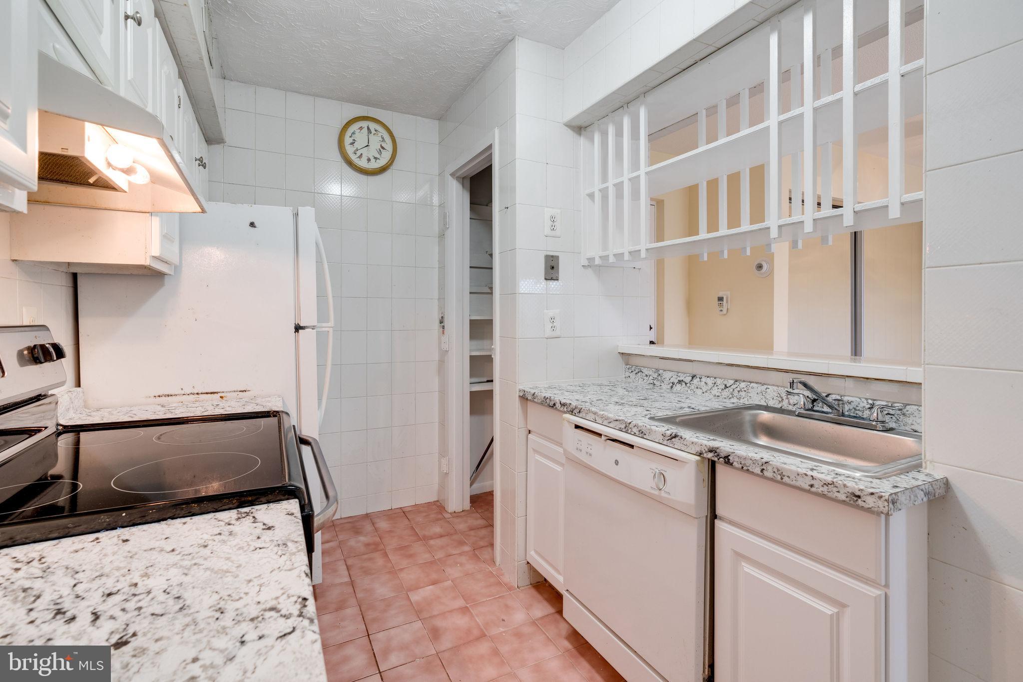 5823 Royal Ridge Drive, Unit P Springfield, VA 22152 - Photo 17 of 48 So much potential here!