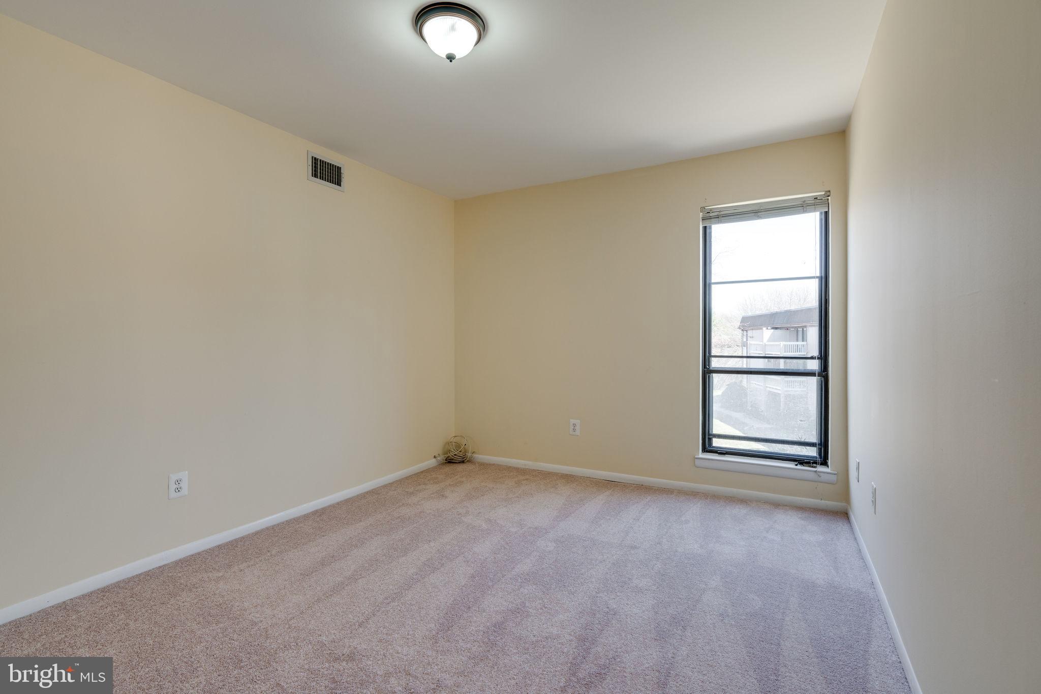 5823 Royal Ridge Drive, Unit P Springfield, VA 22152 - Photo 21 of 48 Fresh paint and carpets