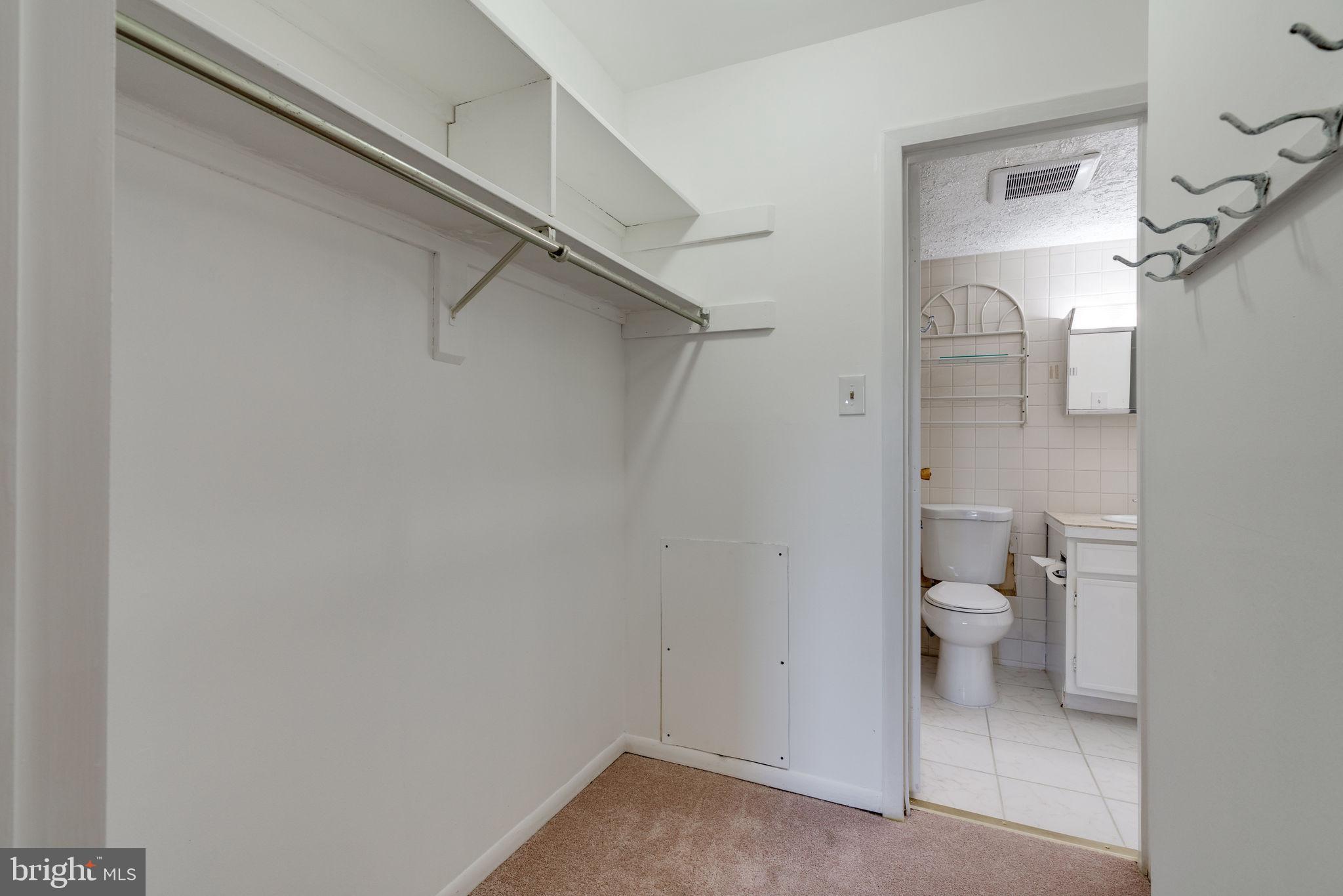 5823 Royal Ridge Drive, Unit P Springfield, VA 22152 - Photo 26 of 48