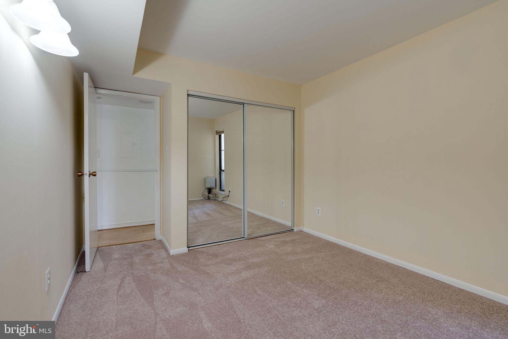5823 Royal Ridge Drive, Unit P Springfield, VA 22152 - Photo 28 of 48