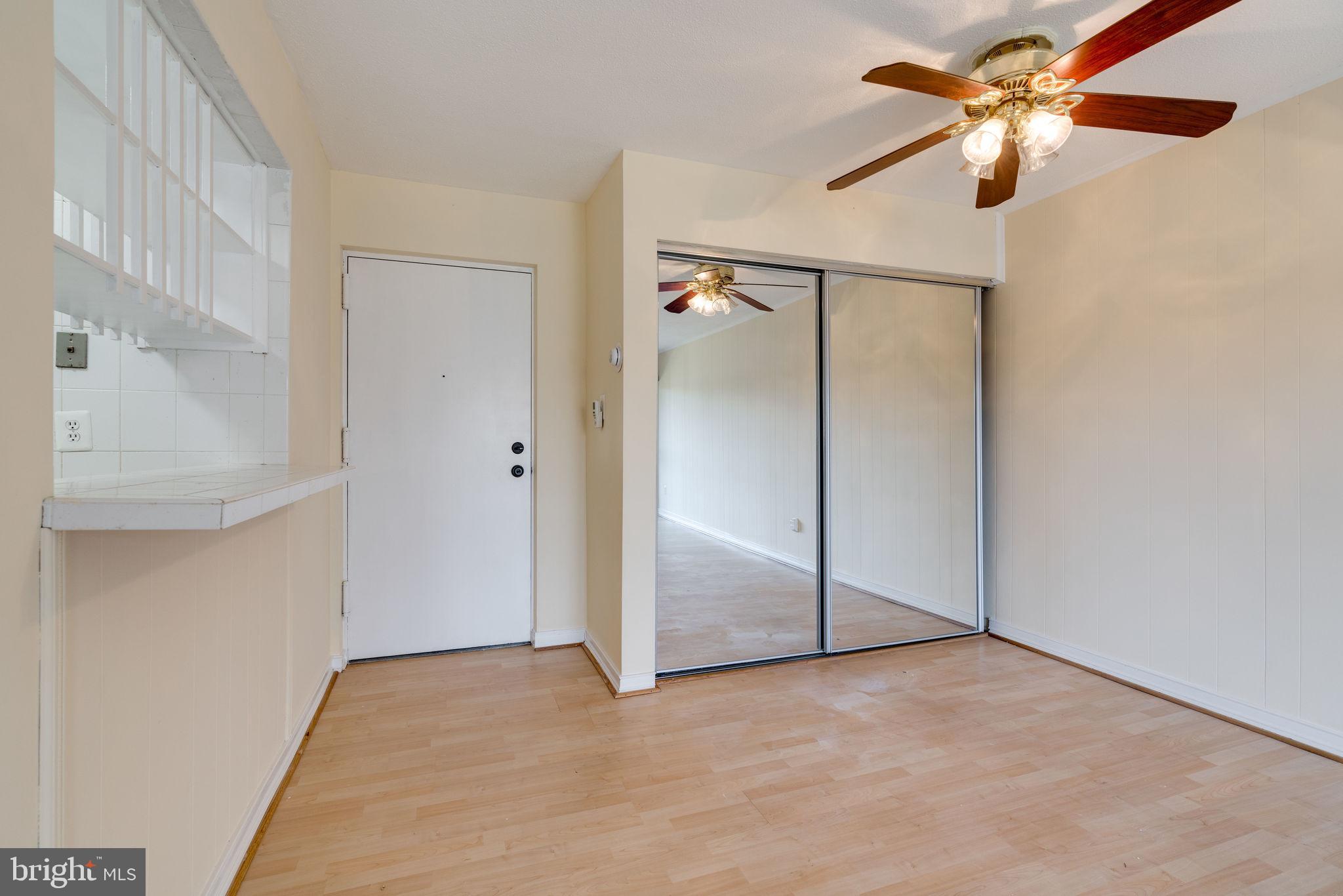 5823 Royal Ridge Drive, Unit P Springfield, VA 22152 - Photo 9 of 48 Glance to front door