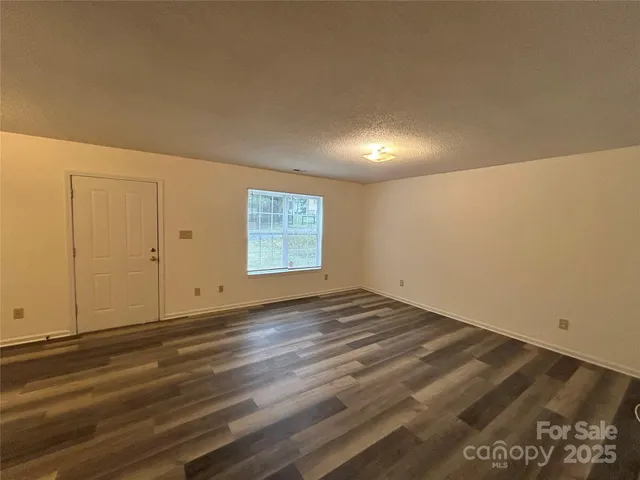 $209,900 | 1208 West Walnut Avenue, Gastonia, NC 28052