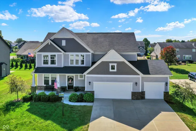 $574,999 | 7877 Villa Circle, Avon, IN 46123