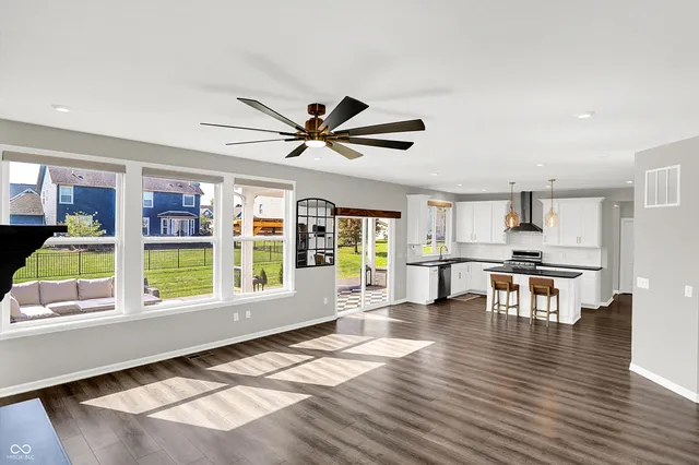 $574,999 | 7877 Villa Circle, Avon, IN 46123