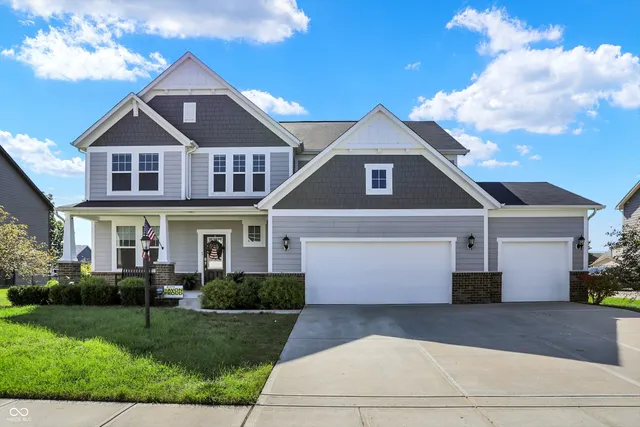 $574,999 | 7877 Villa Circle, Avon, IN 46123