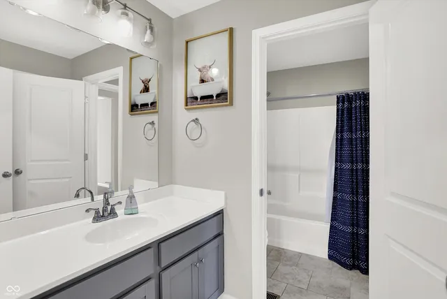 $574,999 | 7877 Villa Circle, Avon, IN 46123