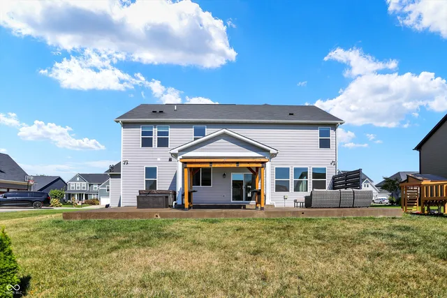 $574,999 | 7877 Villa Circle, Avon, IN 46123