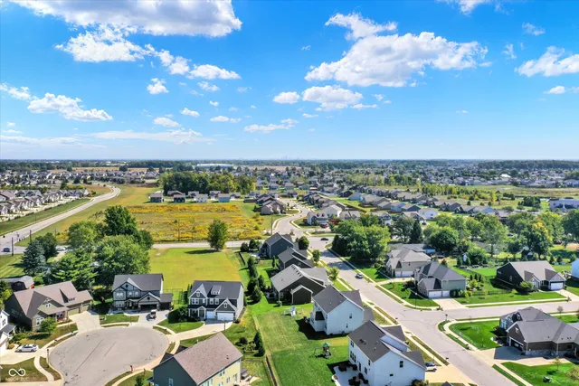 $574,999 | 7877 Villa Circle, Avon, IN 46123