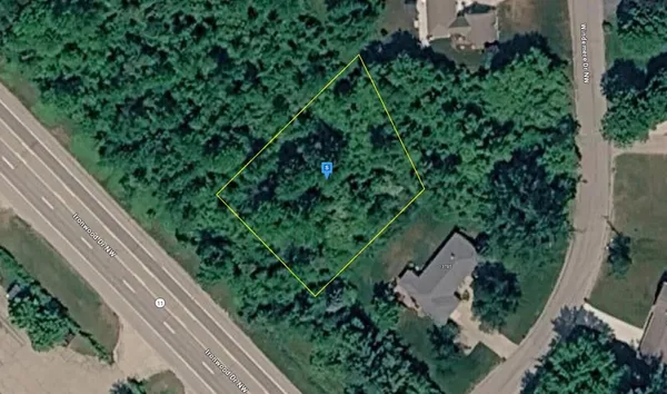 $100,999 | 13760 Windemere Drive Northwest, Grand Rapids, MI 49534