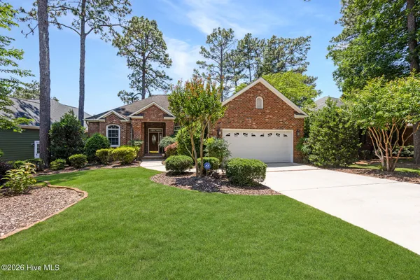 $538,000 | 122 Belmont Court, Southern Pines, NC 28387