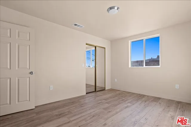 $23,900 | 707 West 80th Street, Los Angeles, CA 90044