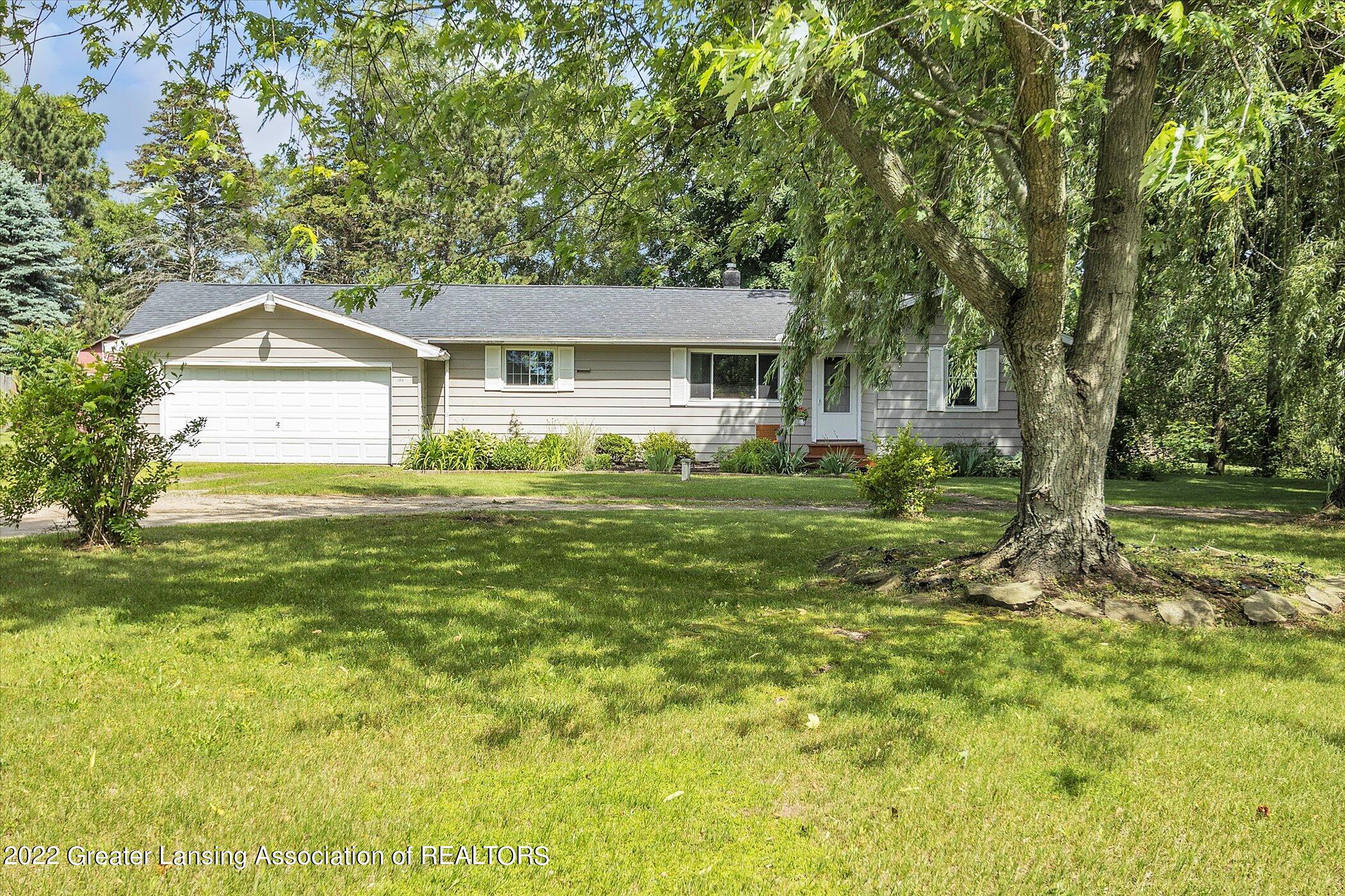 1363 South College Road Mason, MI 48854 - Photo 4 of 28 04-1363-S-College-Rd-WindowStill-Real-Es