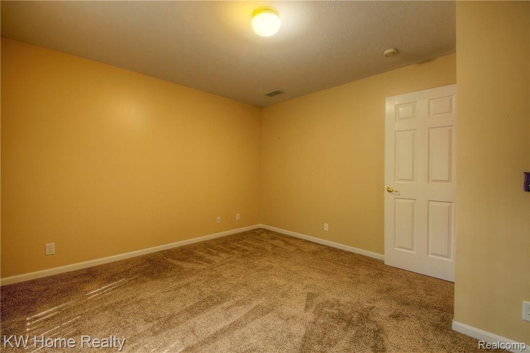 23903 Berg Road Southfield, MI 48033 - Photo 44 of 55 930A1225_6_7.jpg