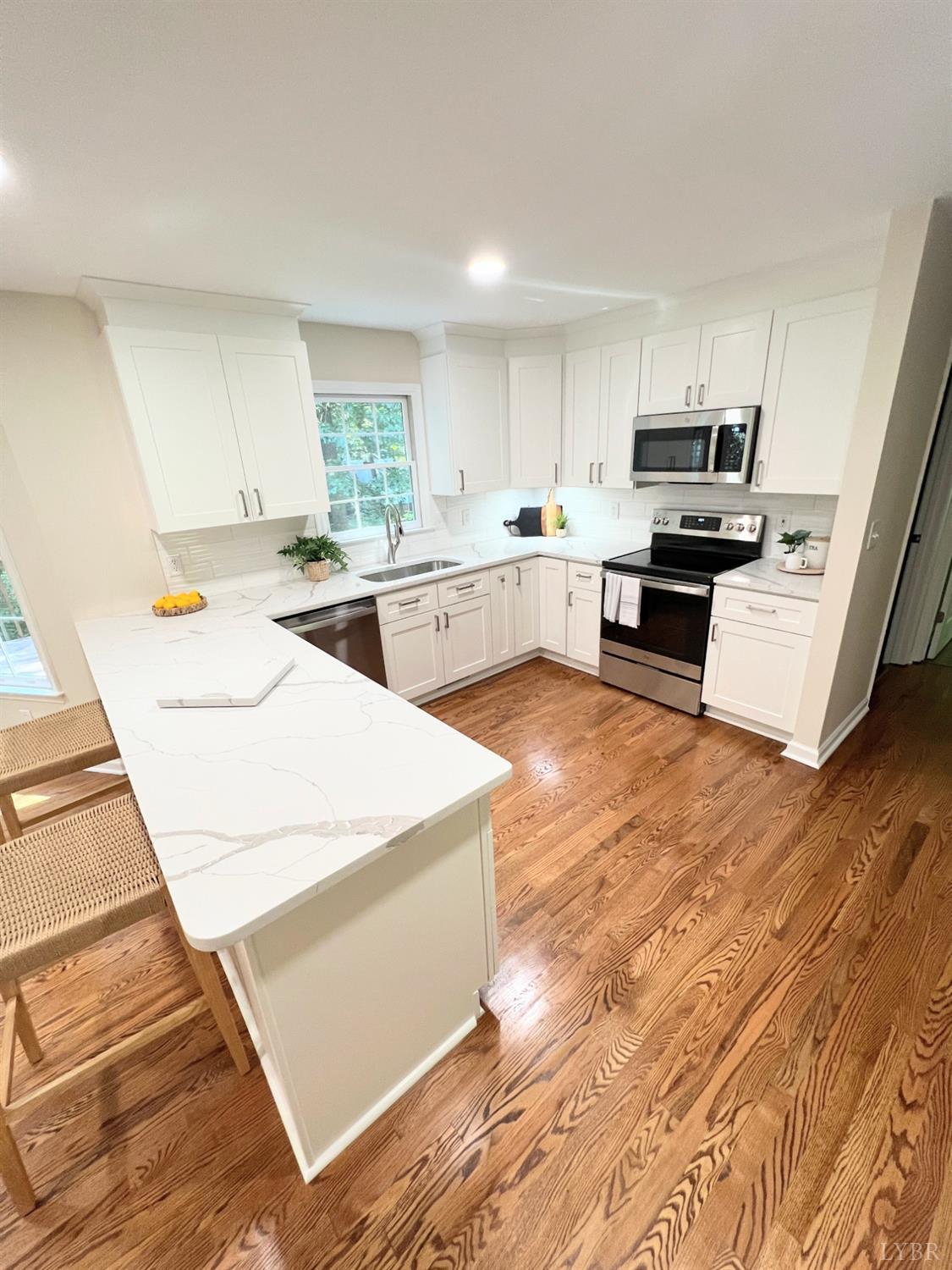 1095 Briar Ridge Place Forest, VA 24551 - Photo 4 of 35 Gallery Image 4