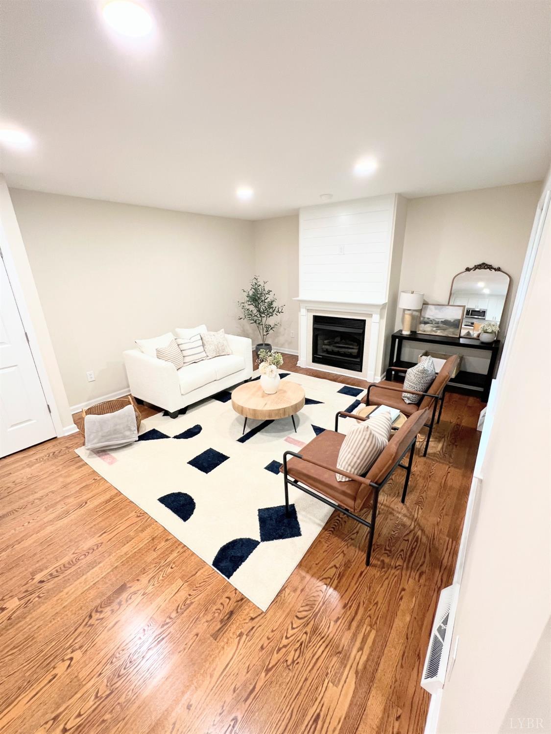 1095 Briar Ridge Place Forest, VA 24551 - Photo 9 of 35 Gallery Image 9