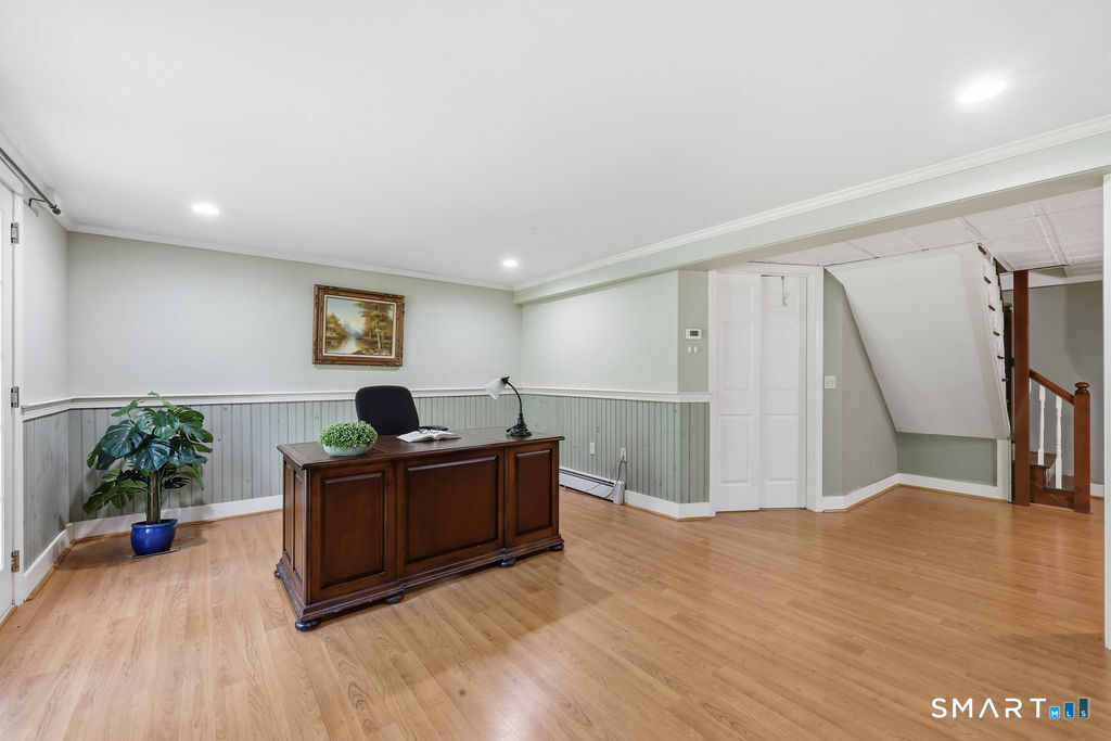 8 Penwood Road Bloomfield, CT 06002 - Photo 28 of 35