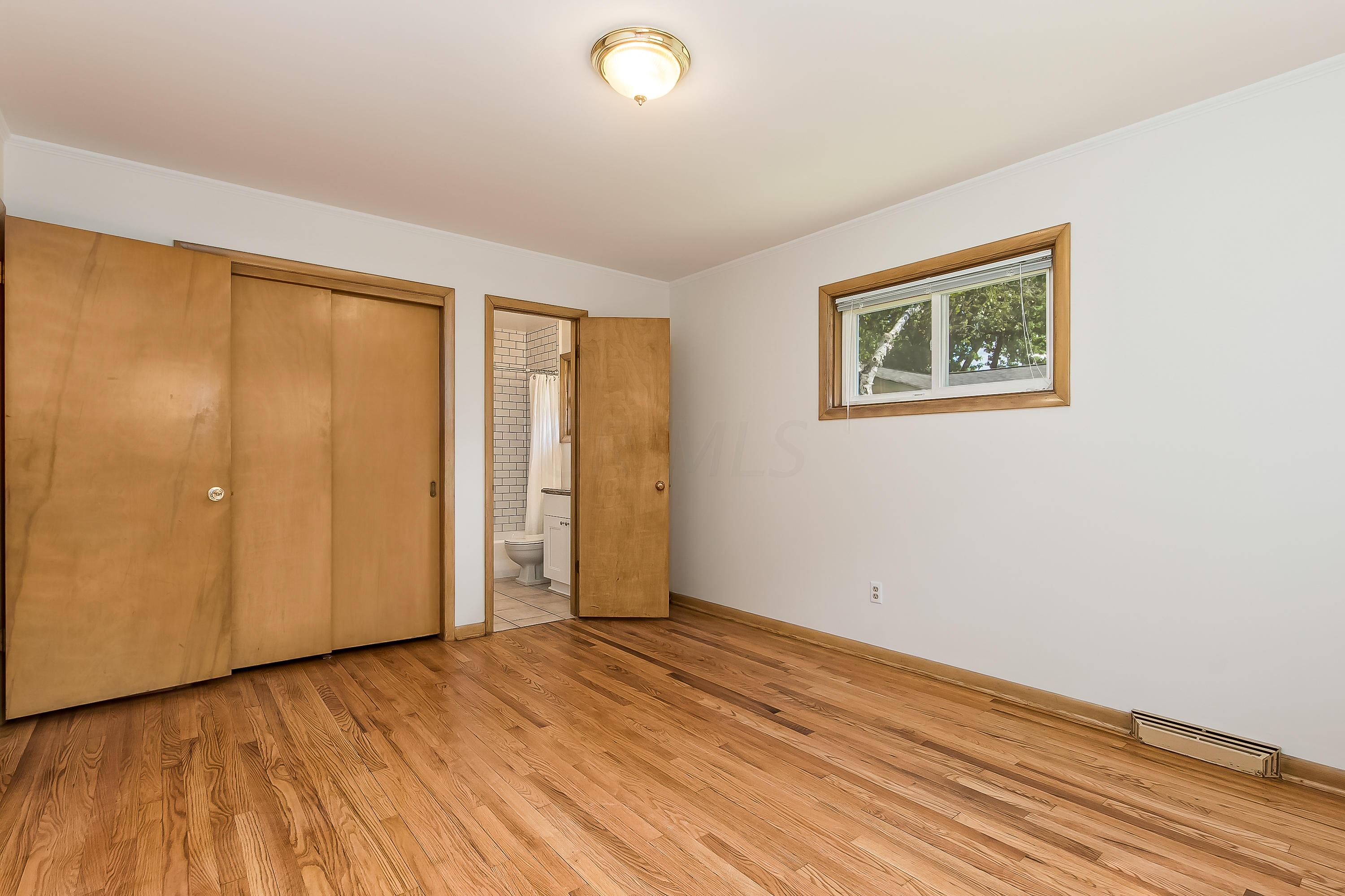2351 Fishinger Road Columbus, OH 43221 - Photo 11 of 21