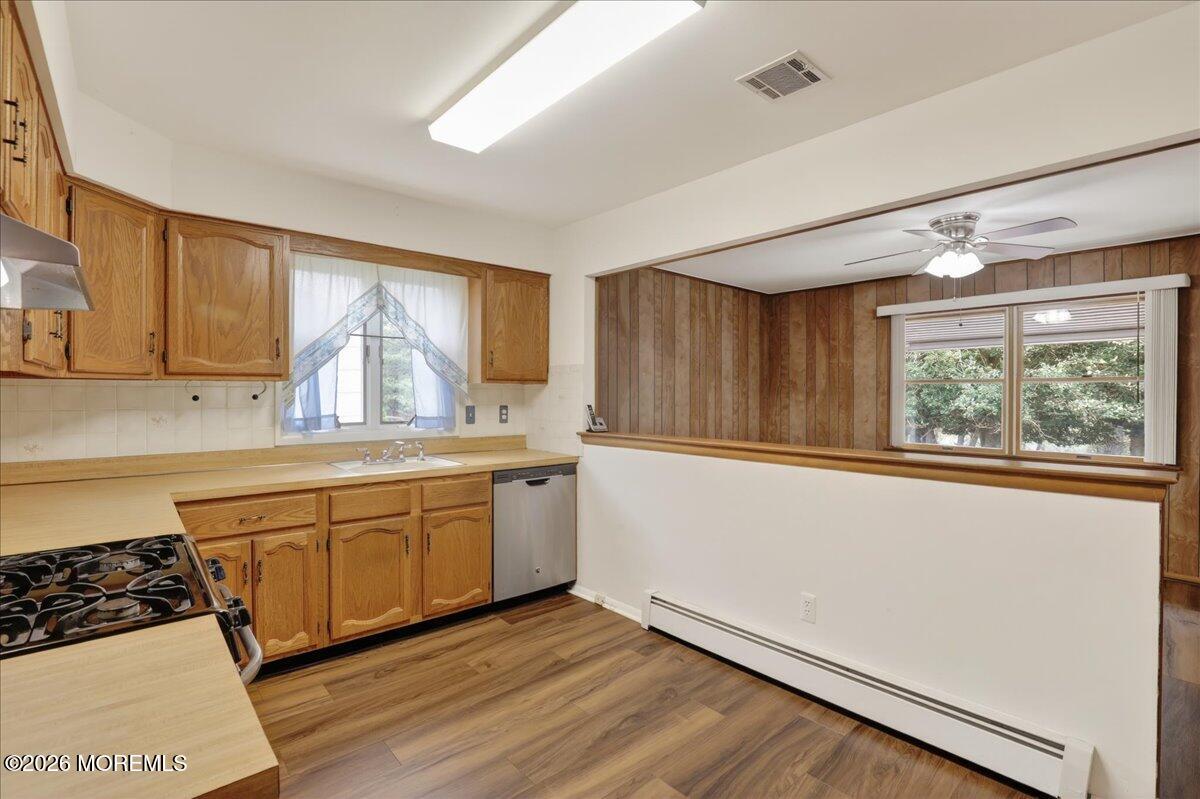 38 Fairfield Road Toms River, NJ 08757 - Photo 19 of 48 19-Kitchen