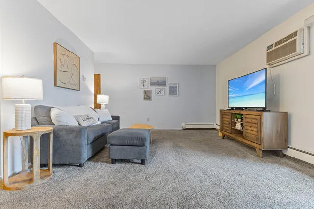 $134,900 | 12992 Nicollet Avenue, Unit 102, Burnsville, MN 55337