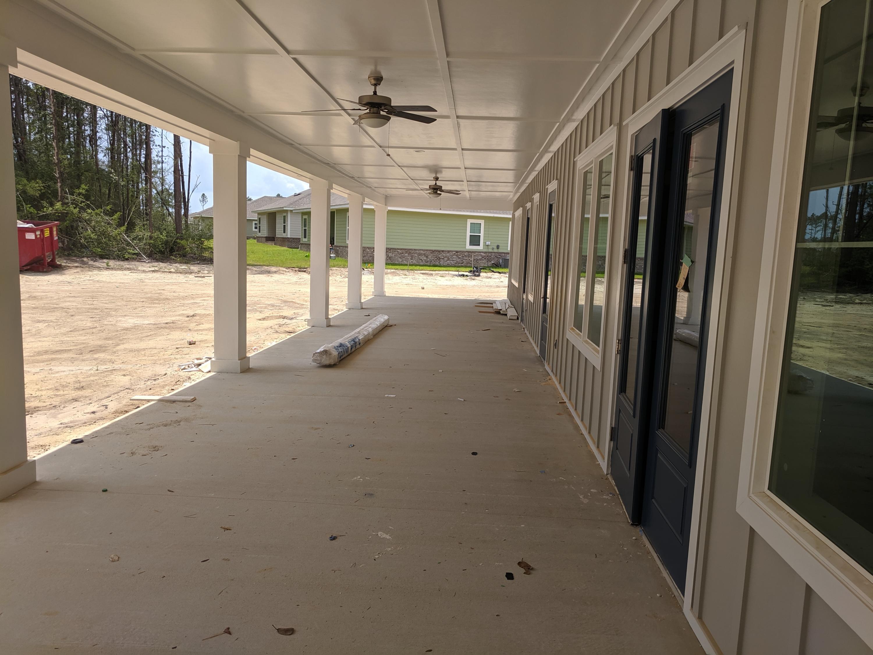 204 Brandywine Road Freeport, FL 32439 - Photo 13 of 14 Clubhouse rear patio