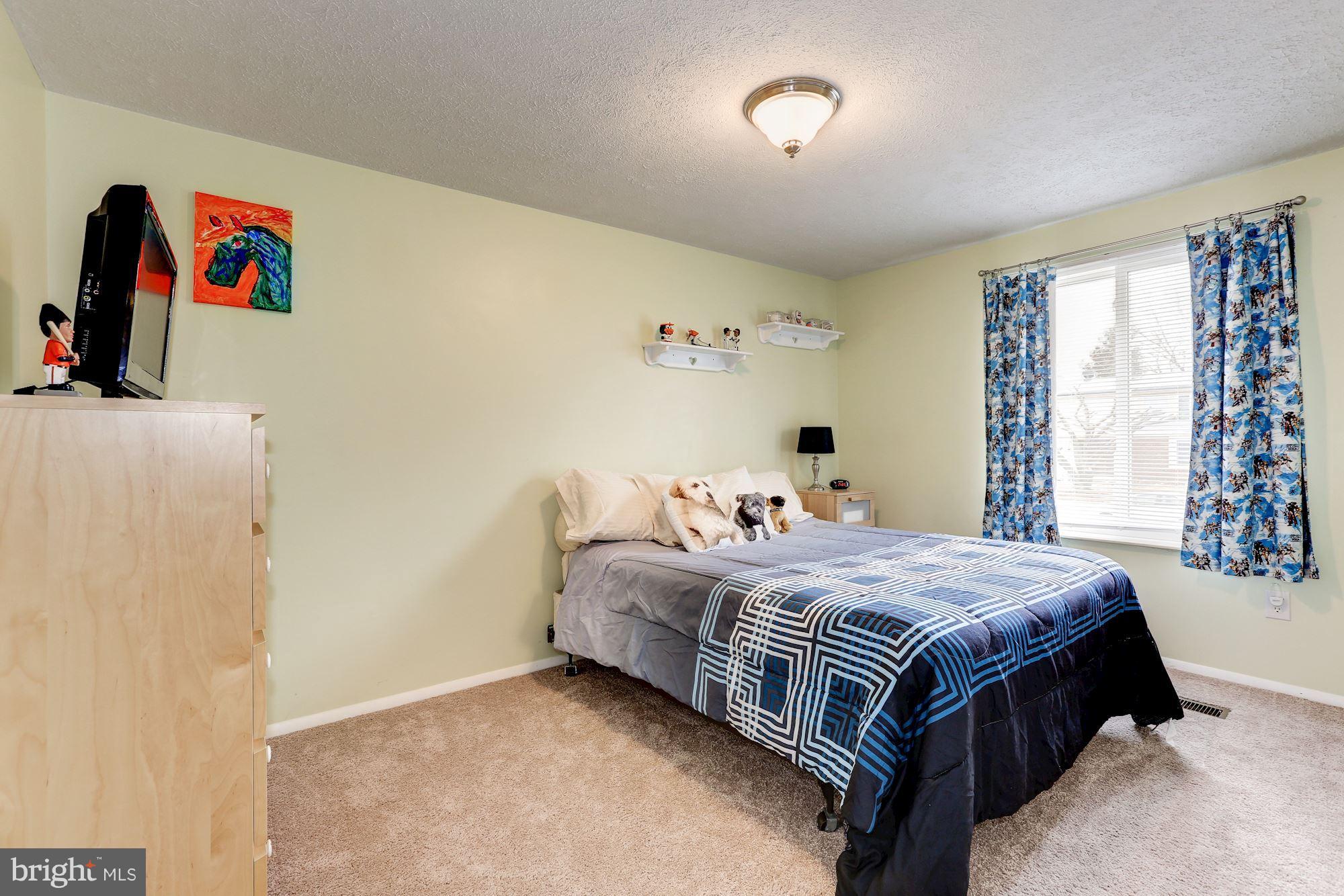 417 Belle Grove Road Gaithersburg, MD 20877 - Photo 14 of 30 Bedroom
