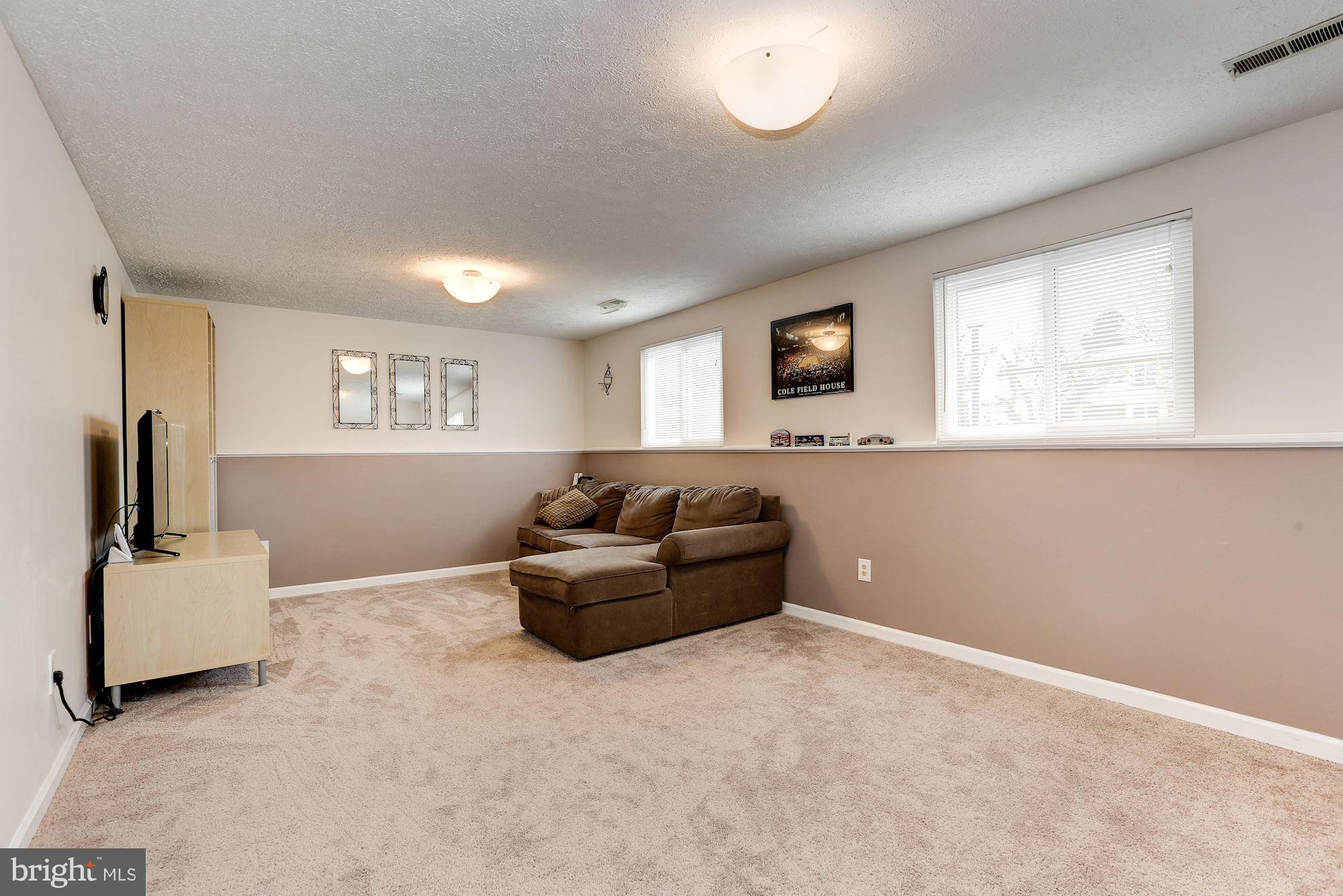 417 Belle Grove Road Gaithersburg, MD 20877 - Photo 17 of 30 Family Room