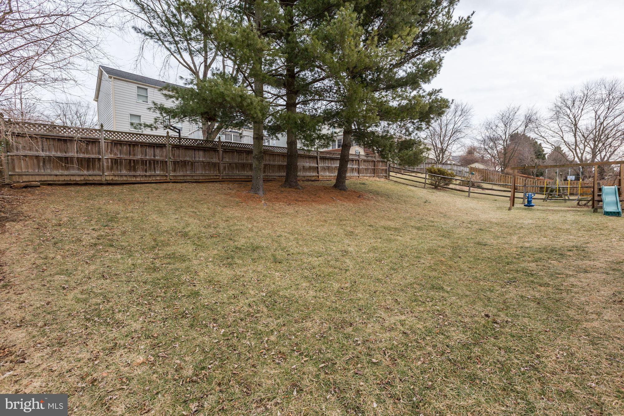 417 Belle Grove Road Gaithersburg, MD 20877 - Photo 28 of 30 Exterior (Rear)
