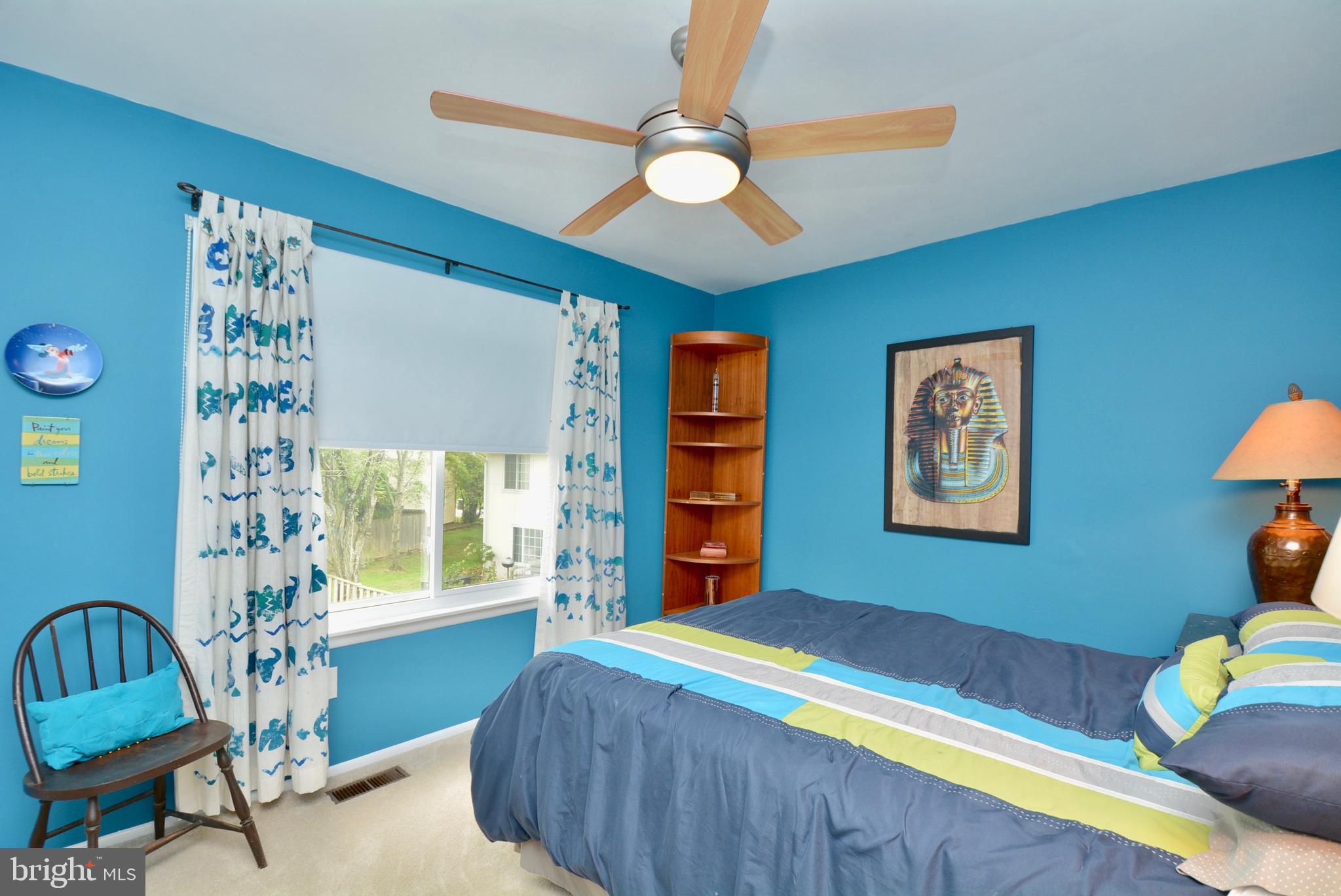 5947 Hall Street Springfield, VA 22152 - Photo 19 of 38 Bedroom/Guest Room/Home Office