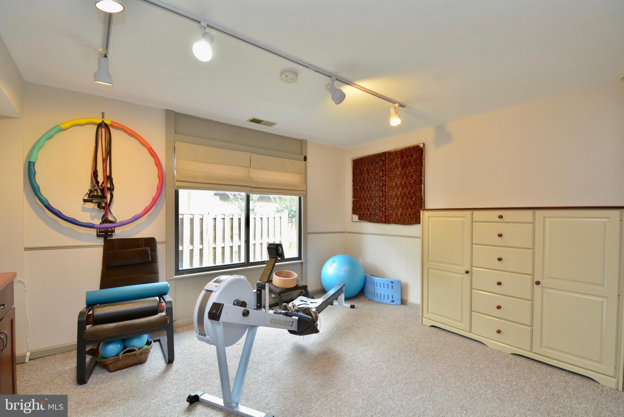 5947 Hall Street Springfield, VA 22152 - Photo 33 of 38 Bonus Room