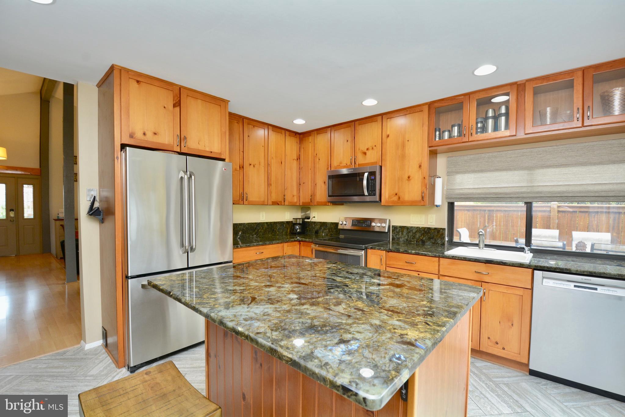 5947 Hall Street Springfield, VA 22152 - Photo 10 of 38 Stainless steel kitchen appliances.