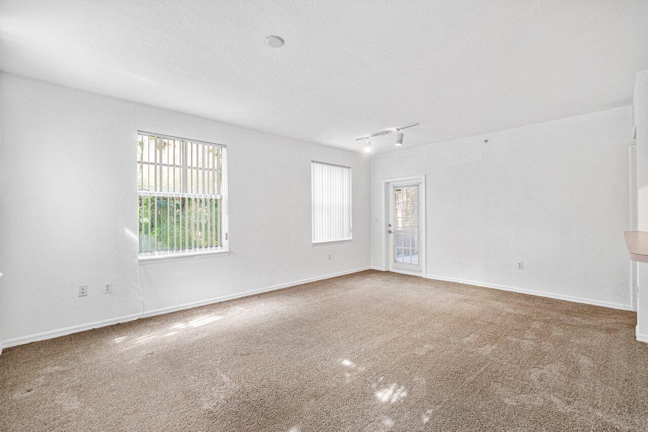 6784 West Sample Road, Unit 6784 Coral Springs, FL 33067 - Photo 5 of 20 Living Room