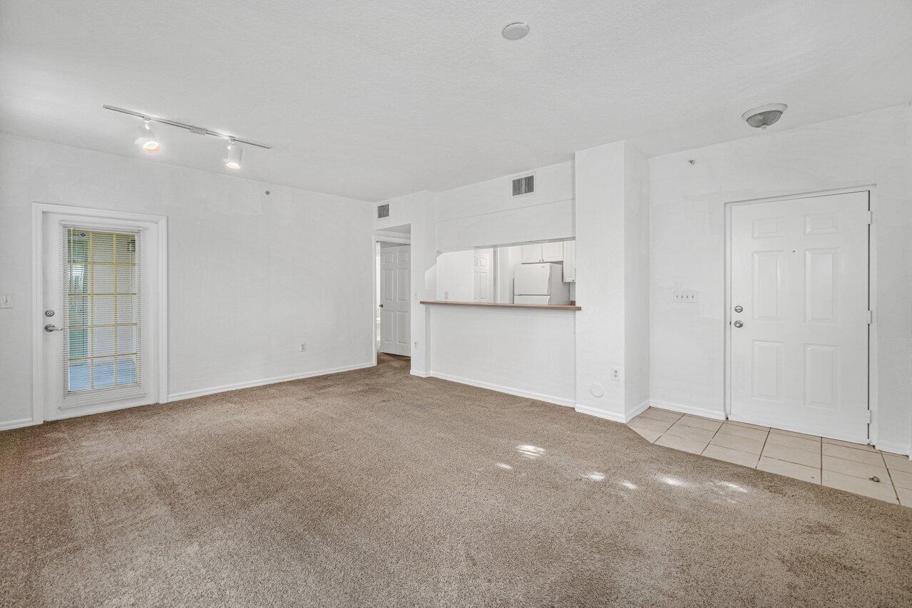 6784 West Sample Road, Unit 6784 Coral Springs, FL 33067 - Photo 6 of 20 Living Room