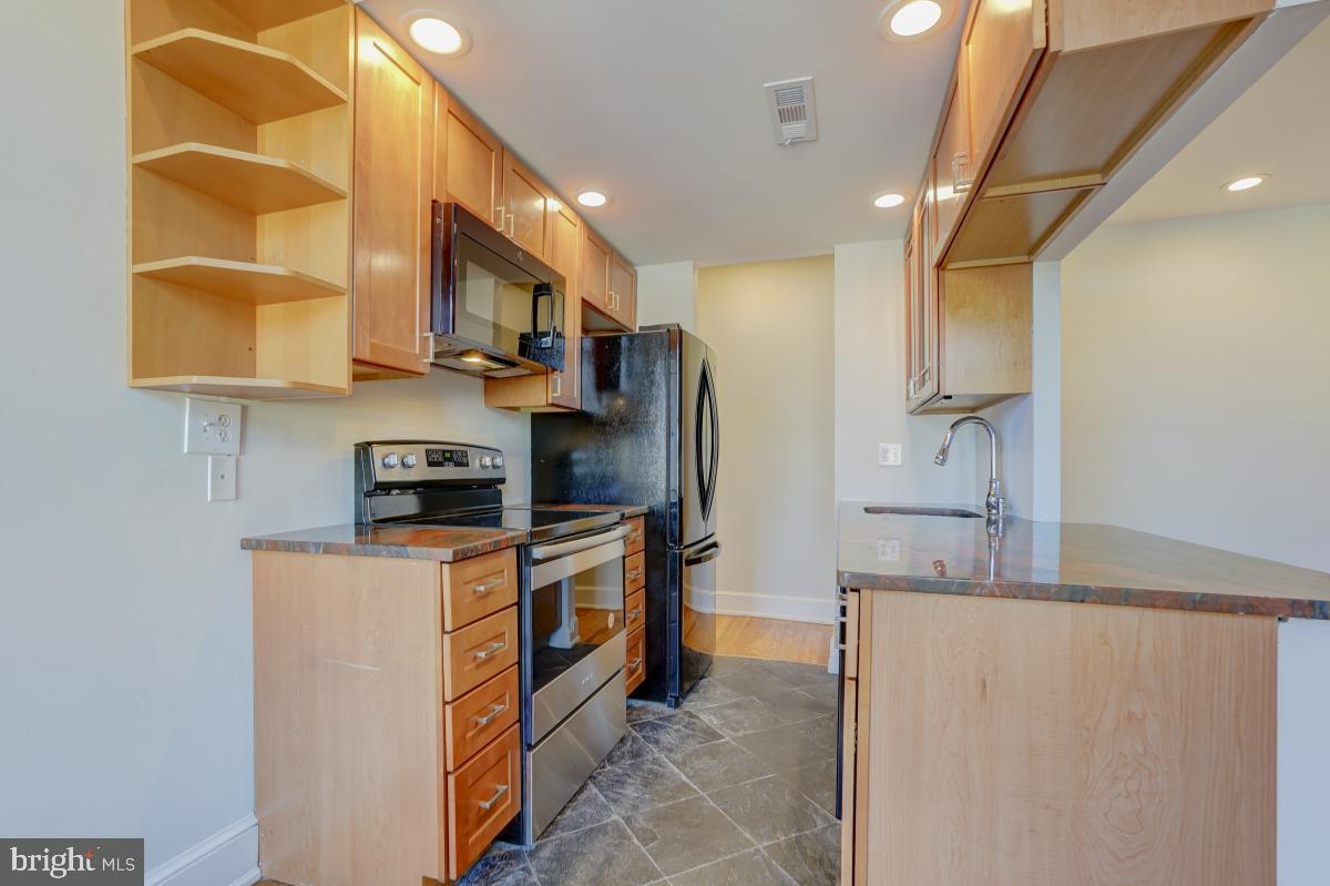 676 4th Street Northeast, Unit 204 Washington, DC 20002 - Photo 17 of 30