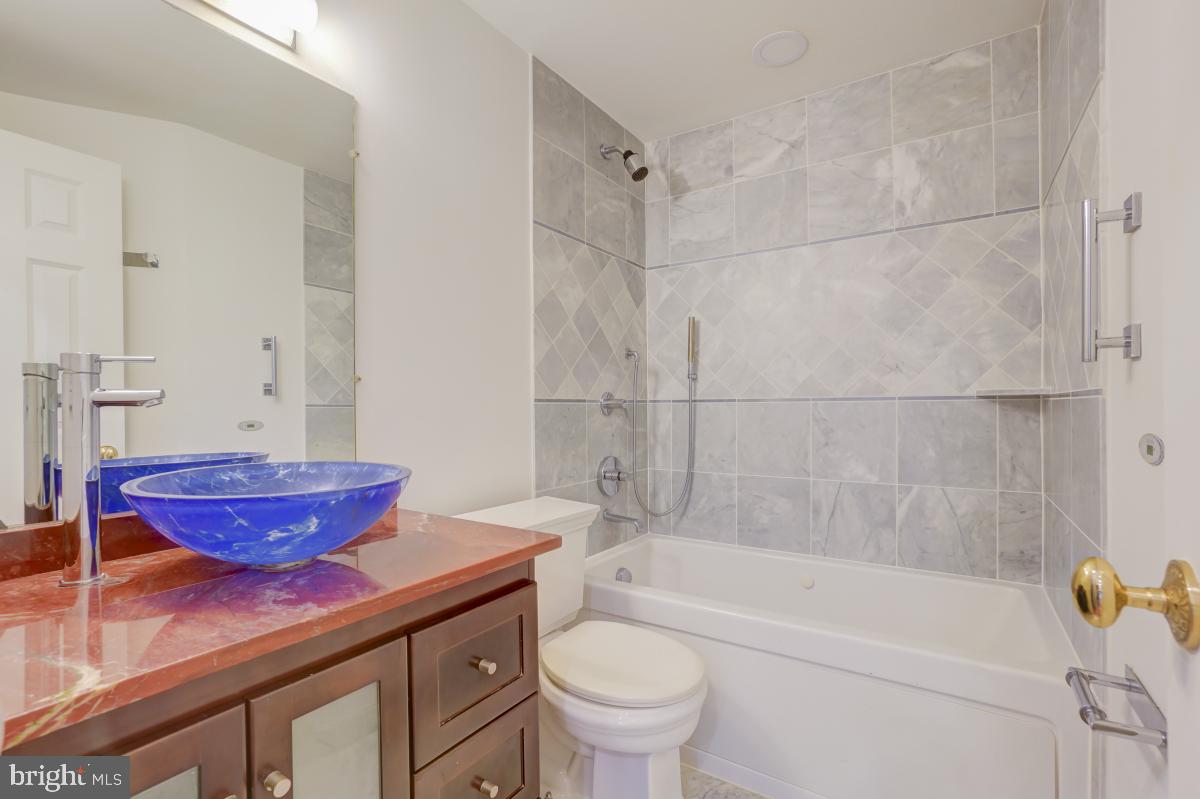 676 4th Street Northeast, Unit 204 Washington, DC 20002 - Photo 29 of 30
