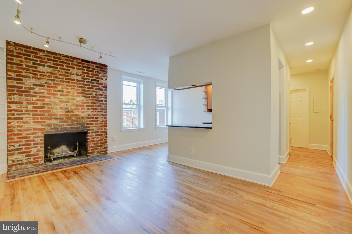 676 4th Street Northeast, Unit 204 Washington, DC 20002 - Photo 7 of 30
